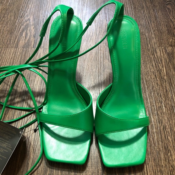 Forever 21 Green Square Toe Lace Up Heels - Picture 9 of 17